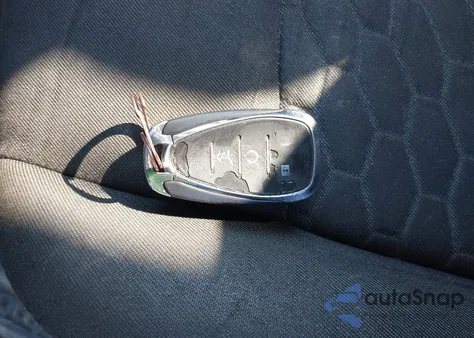 2018 Chevrolet Equinox Lt z USA, uszkodzony, nr VIN 2GNAXSEV0J6329247